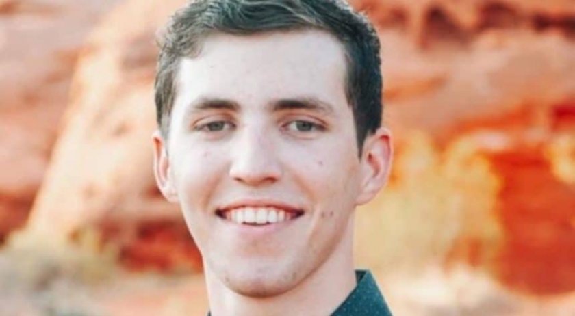 22 годишният студент Тайлър Робинсън от Вашингтон щата Юта е идентифициран