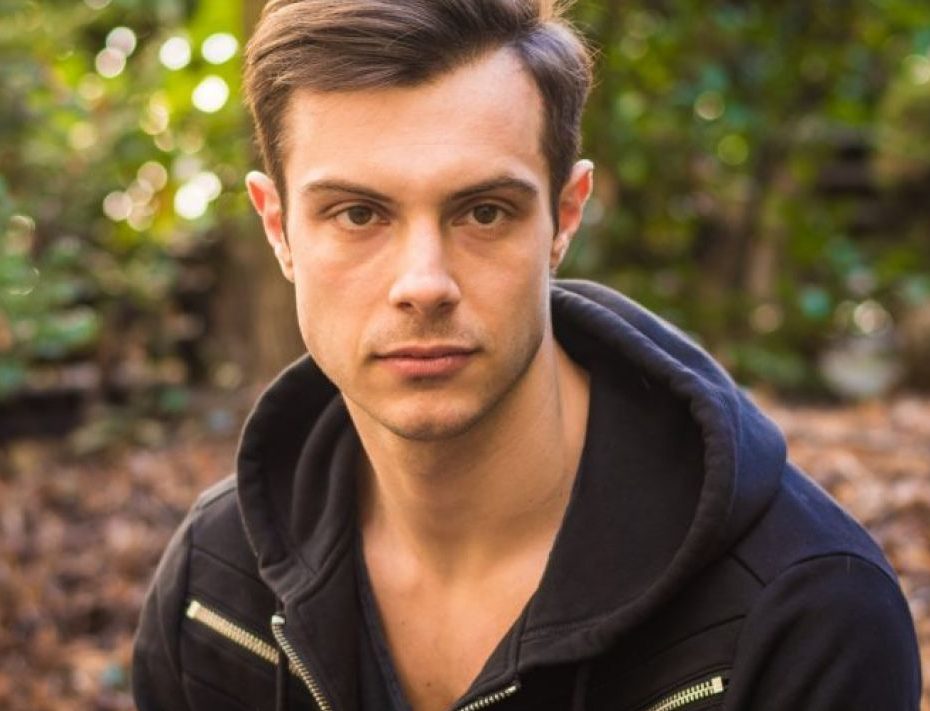 Актьорът Филип Буков се включи в протестите за освобождаване на