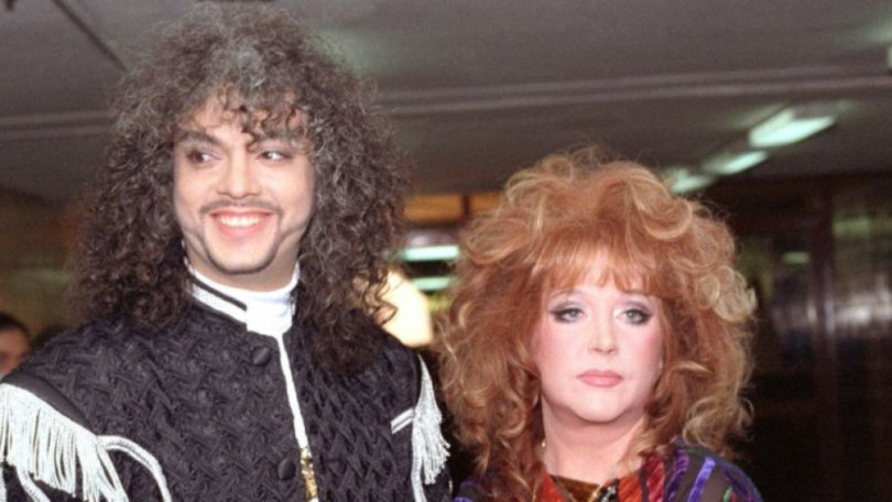 Звездата на съветската и руската естрада Алла Пугачова за пръв