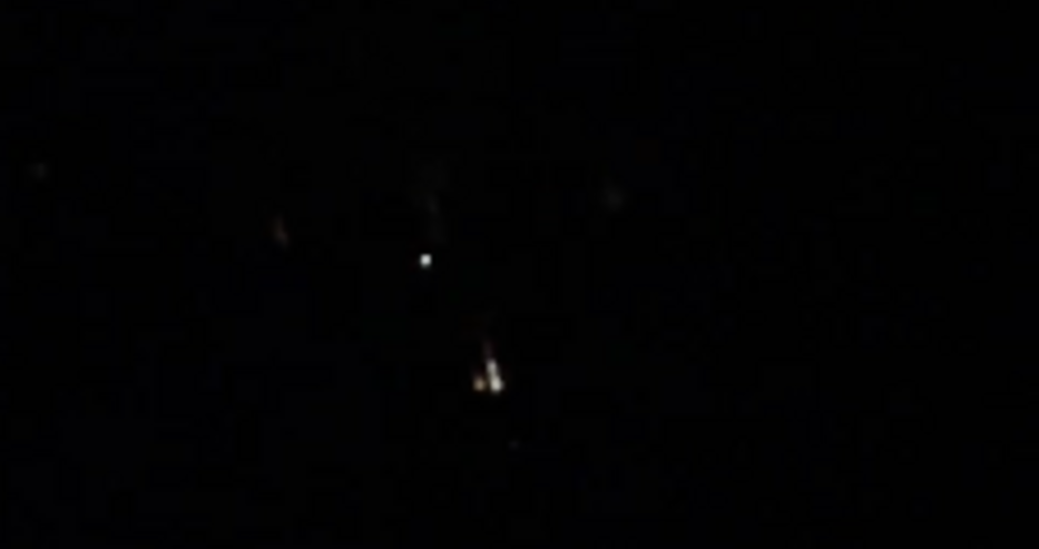 Тази нощ небето над Балканите се превърна в сцена на