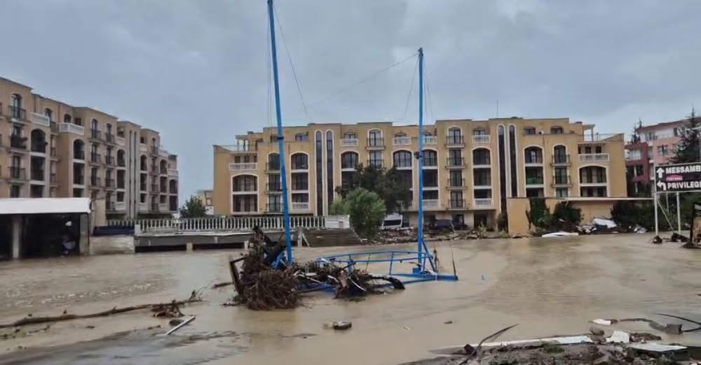 Липсата на химически тоалетни течаща вода и ток в пострадалия