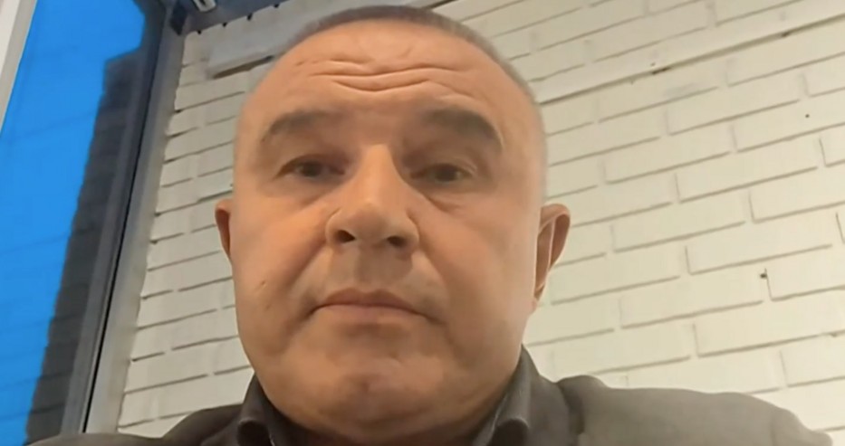 Президентът на Българската федерация по вдигане на тежести Стефан Ботев говори