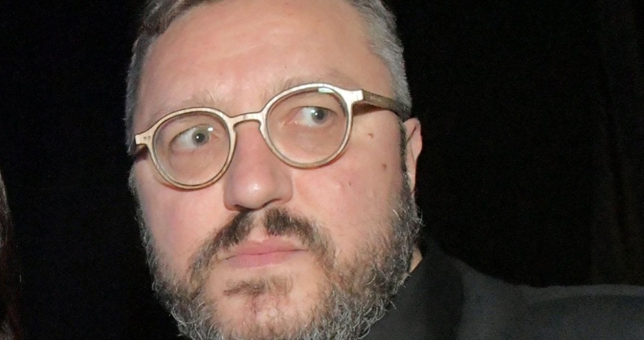 Мартин Карбовски е гневен заради забраната на ЕС туристически агенции