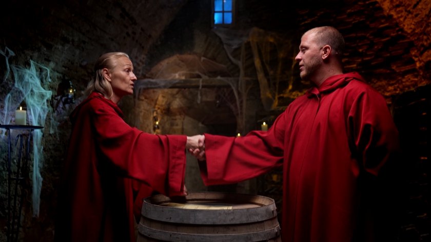 Тази вечер в Трейтърс по bTV напрежението между Невена и