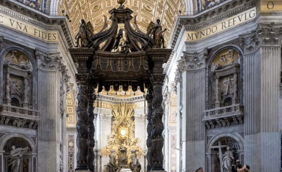 Шокиращ инцидент в базиликата Свети Петър във Ватикана по време