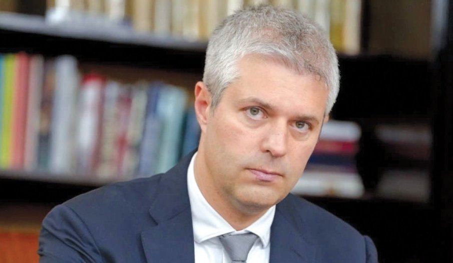 На заседанието на ОИК Варна което бе свикано извърнено не бяха