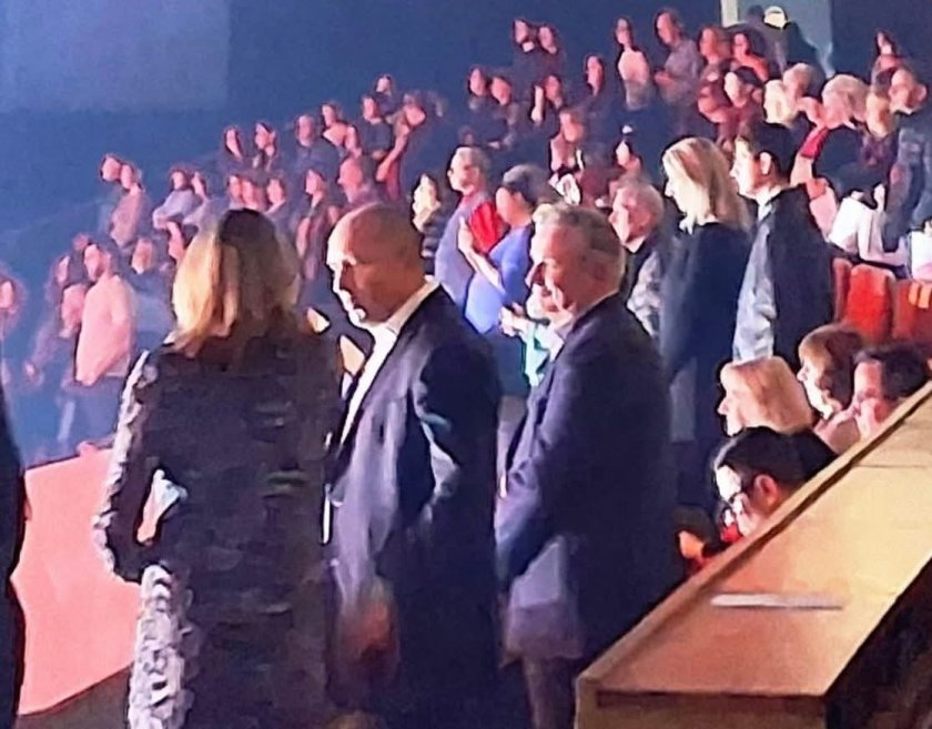 Президентът Румен Радев се оказа новият най голям фен на естрадния