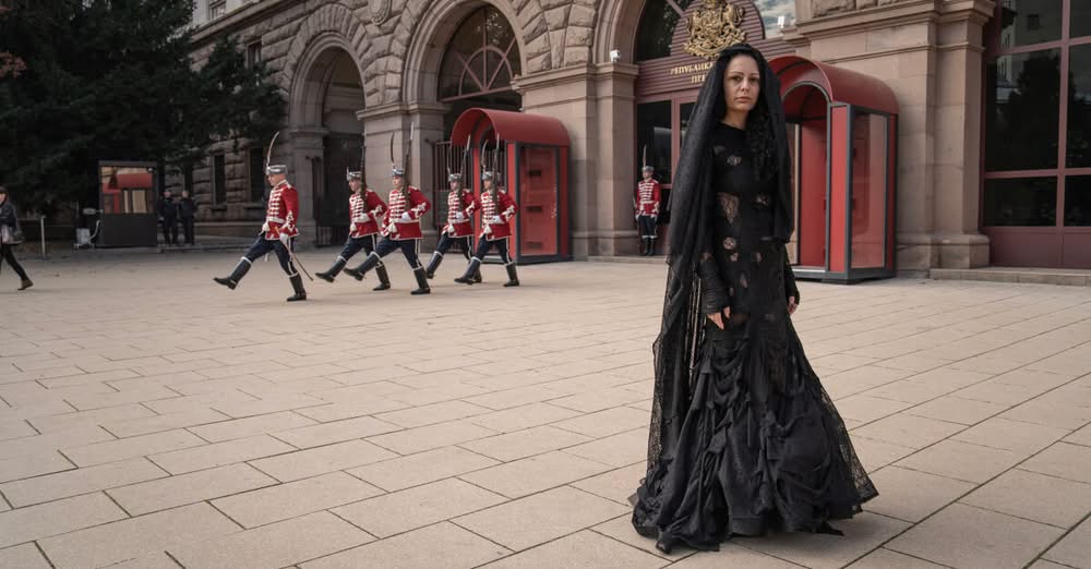 На 3 ноември минувачи в центъра на столицата забелязаха момиче