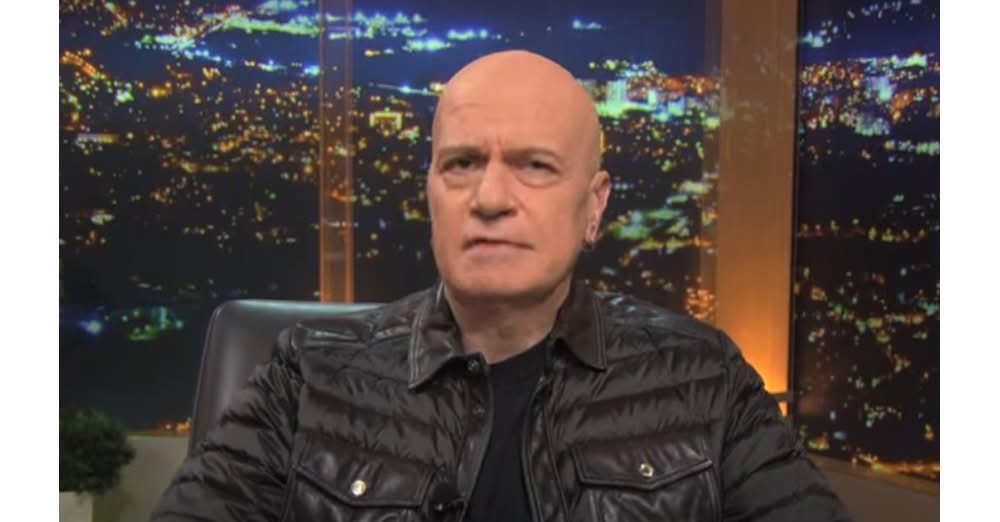 Уважаеми зрители винаги съм бил откровен с вас ако имам