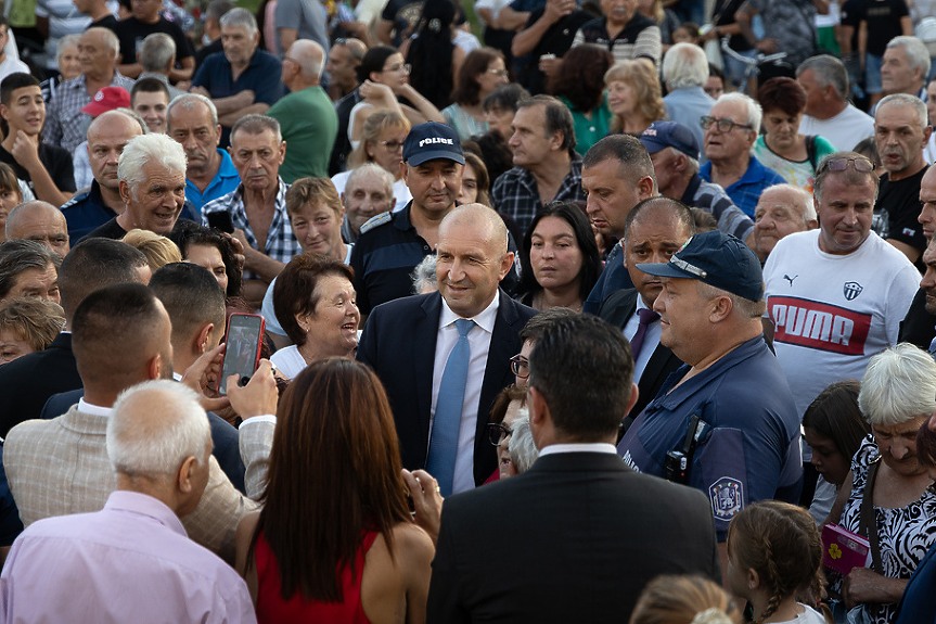 В края на октомври в социалните мрежи започнаха да се