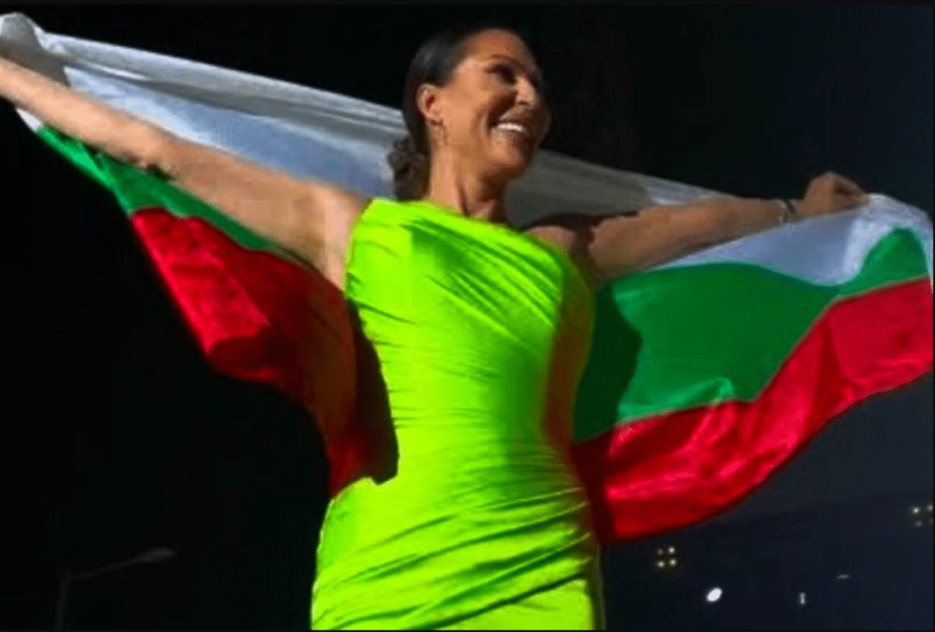 Смелата постъпка на фолк иконата Цеца Величкович която развя българския