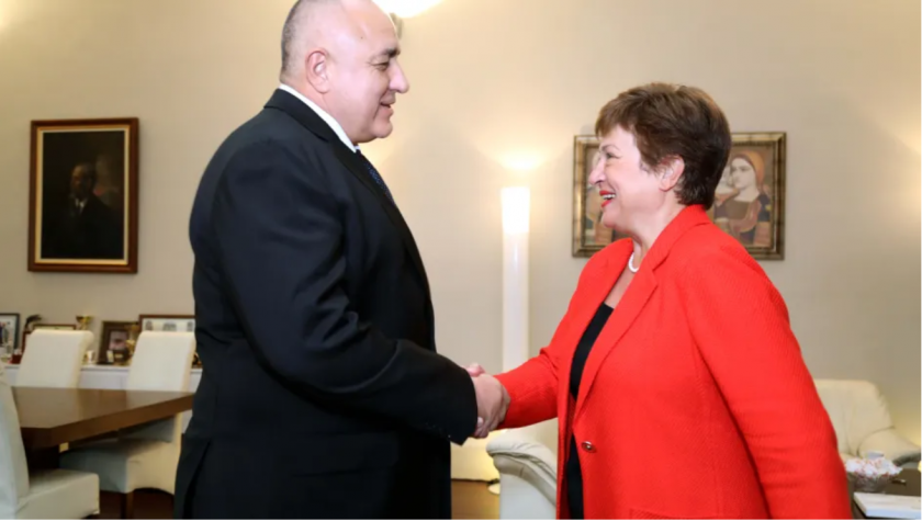 Управляващите от ГЕРБ готвят изненада за предстоящия догодина президентски вот