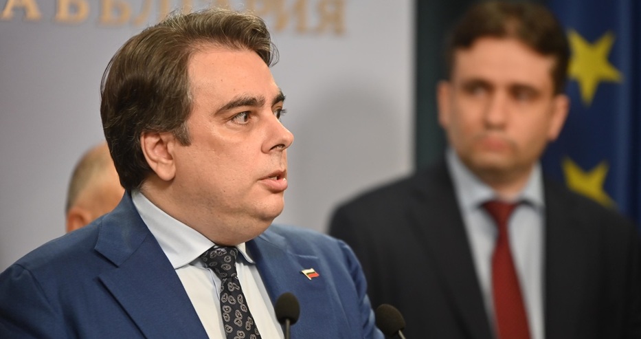 Номинацията на Румен Спецов за особен управител на Лукойл Нефтохим