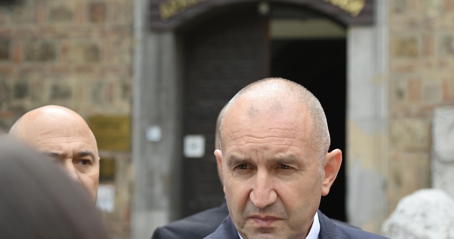 Президентът Румен Радев вече няма да може да се вози