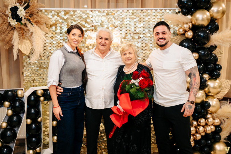 Карлос Насар официално представи любимата си – красивата волейболистка Александра