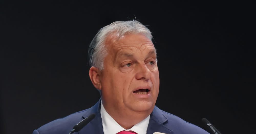 Унгарският премиер Виктор Орбан смята че лидерите на ЕС искат