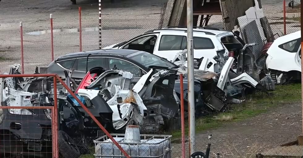Служители на Главна дирекция Национална полиция разкриха две незаконни автоморги