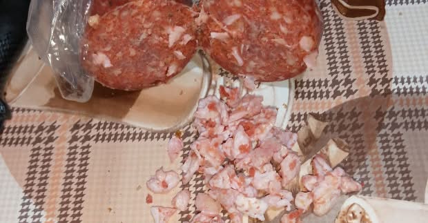 Клиентка остана крайно разочарована от покупката на шпеков салам Жената