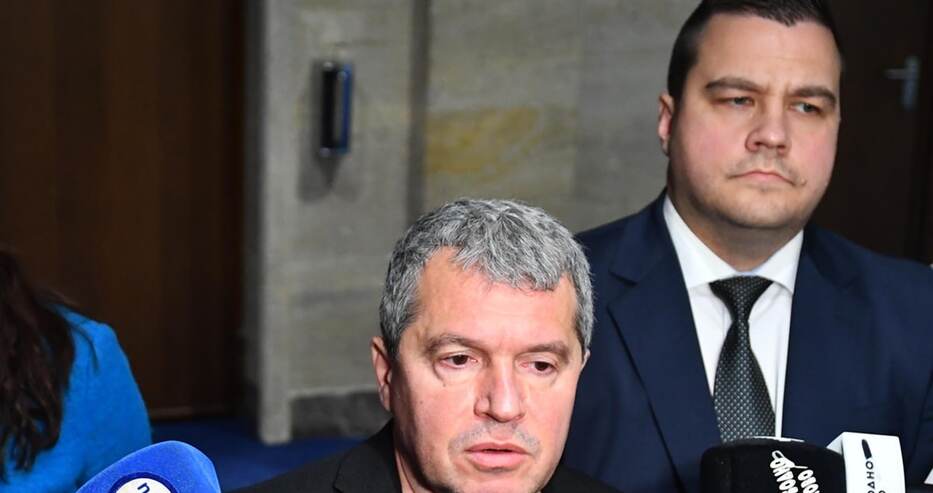 За първи път от месеци партия Има такъв народ наруши