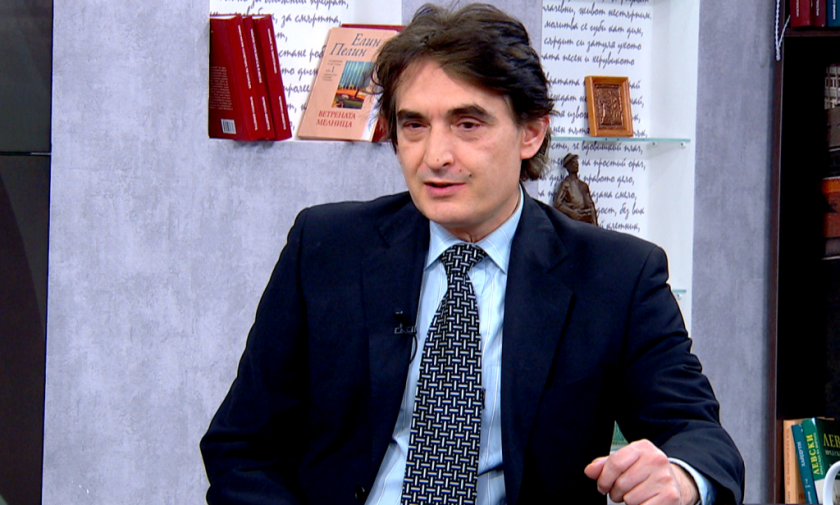 Инициативата на бившия вицепремиер Румен Гечев да обжалва смяната на