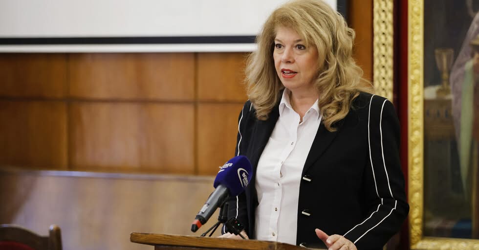 След като всичко около предаването на щафетата на Дондуков 2