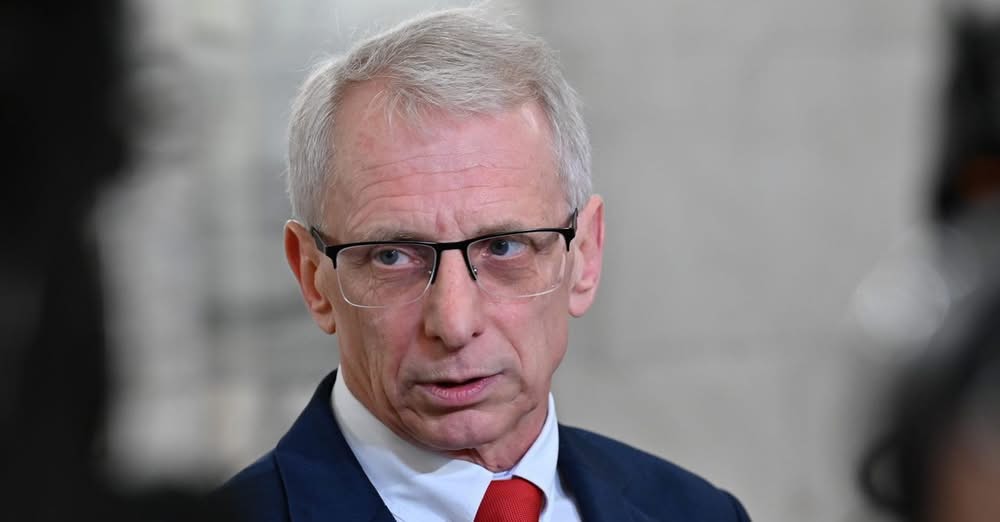 България навлиза в нов политически цикъл белязан не просто от