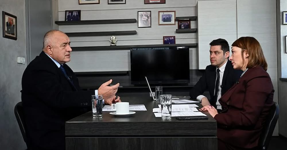 Лидерът на ГЕРБ Бойко Борисов предприе изненадващ тактически ход нарушавайки