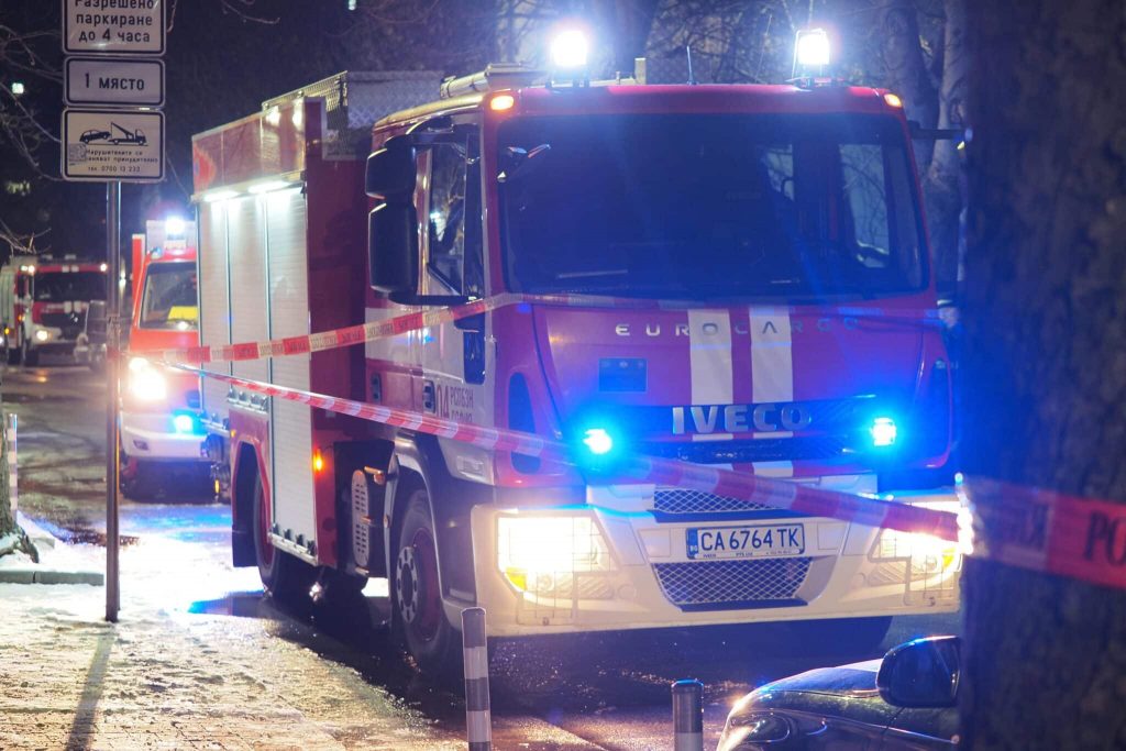 Този следобед избухна пожар в склад за батерии и фотоволтаични