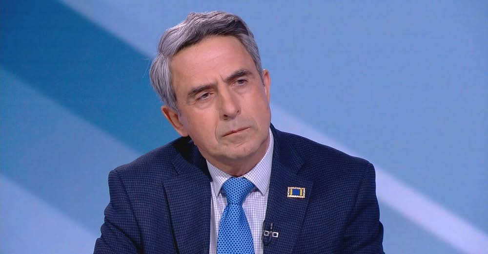 Все повече се убеждавам че служебното правителство не би следвало