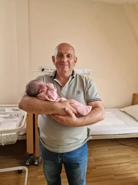 Основателят и ръководител на фолклорен ансамбъл Българе – Христо Димитров