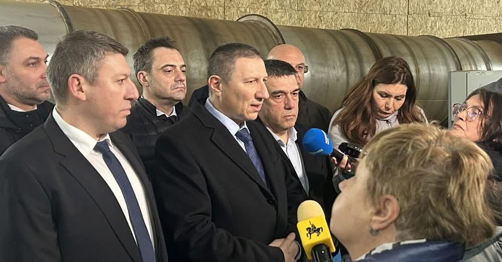 Незаконна фабрика за производство на фалшиви цигари е разкрита при