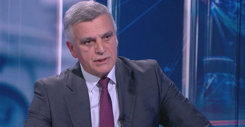 На фона на заявките за предстоящ политически проект около Румен