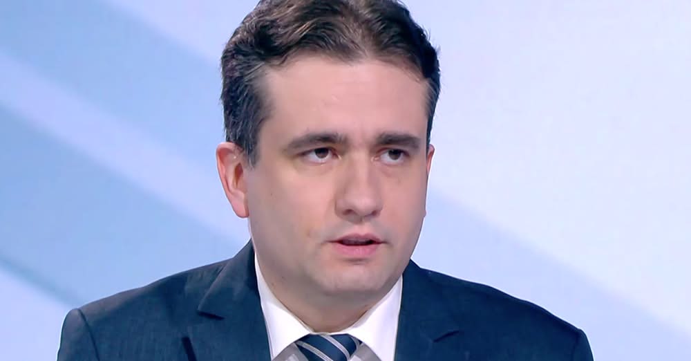 Ние гласувахме против отмяната на днешното заседание на парламента От