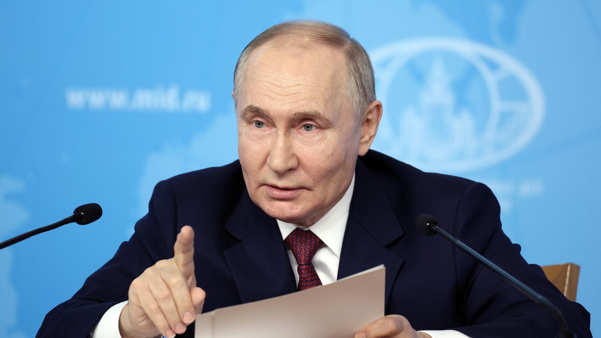 Президентът на Русия Владимир Путин обвини Финландия в амбиции да