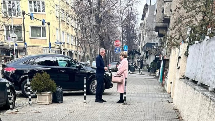 Мистериозна снимка на новия стар министър на културата Евтим Милошев