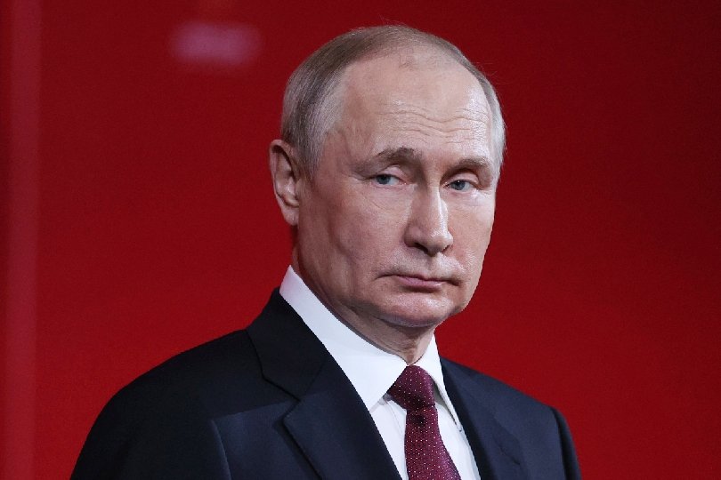 Руският лидер Владимир Путин е излял милиарди руски долари в