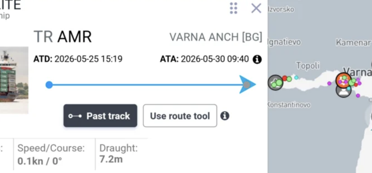 Поразен от дронове контейнеровоз пристигна във Варна Плаващият под флага