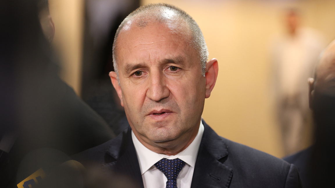 Фирма коси 3 декара трева през зимата за 250 хиляди