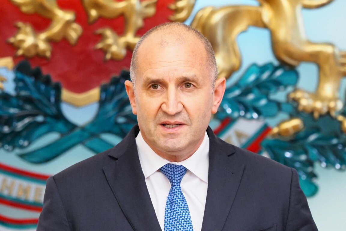 Минималната работна заплата няма да бъде замразявана Това заяви министър