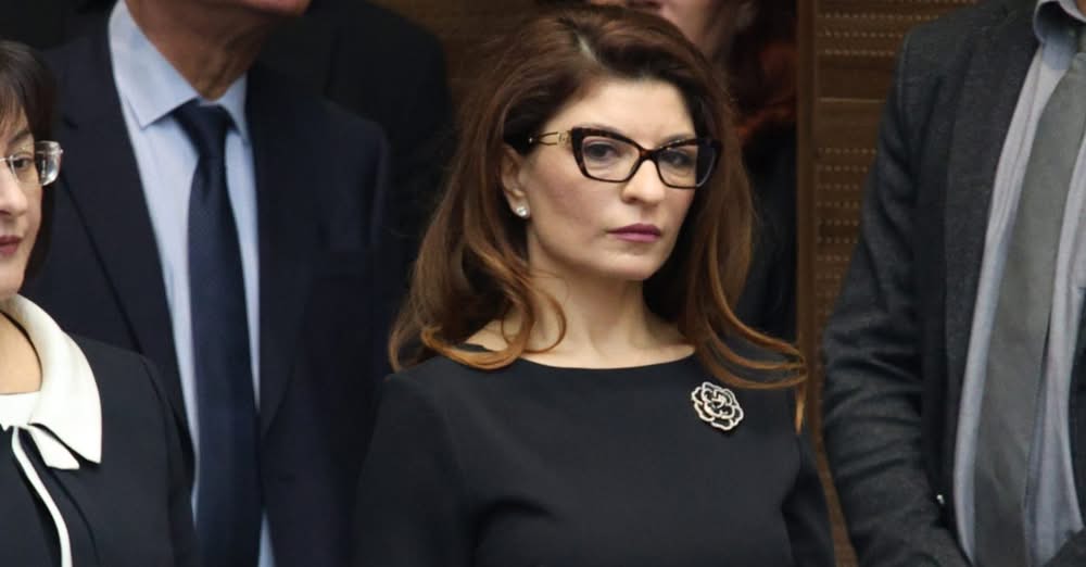 Десислава Атанасова пусна нови документи опровергаващи думите на Демерджиев Конституционният