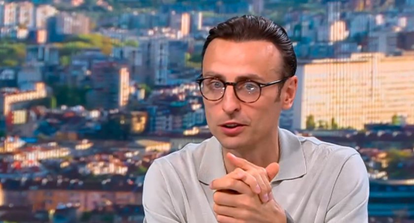 След като покори най големите футболни стадиони в света Димитър